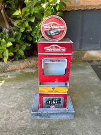 Espositore majorette Gus Pompe