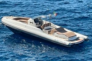 Albatro 32 Gommone natante Yanmar diesel leggi