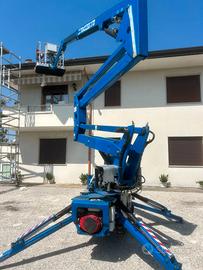 PIATTAFORMA SEMOVENTE CINGOLATA