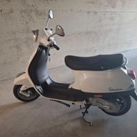 Piaggio Vespa 50 ET2 - 2006