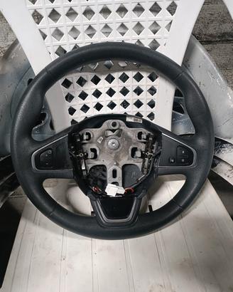 Renault Captur volante 