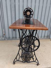 MACCHINA DA CUCIRE SINGER A PEDALE VINTAGE