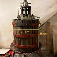 Torchio per vino
