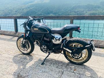 Ducati scrambler cafèracer 800