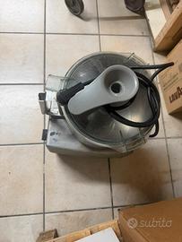 Elettrodomestico per cucina professionale