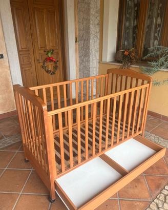 Lettino/culla con materasso