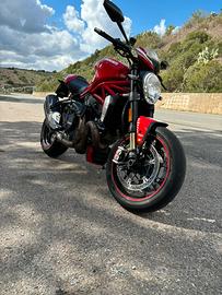 Ducati Monster 1200R