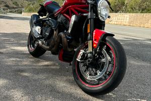 Ducati Monster 1200R
