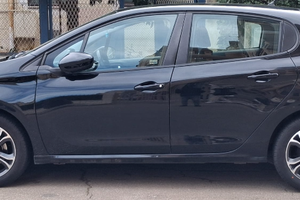 Peugeot 208 anno 2014