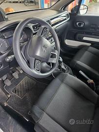 Autovettura citroen c3