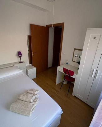 Camera da letto singola usata