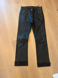 Pantaloni in pelle