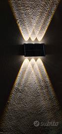 Due lampade solari LED per esterni