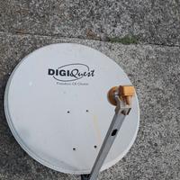 Antenna Parabola con illuminatore Digiquest
