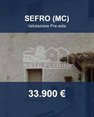 Immobile in asta di 126 m² con box auto a Sefro