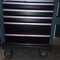 Carrello attrezzi + attrezzi 