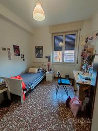 Stanza singola zona Piola solo ragazze