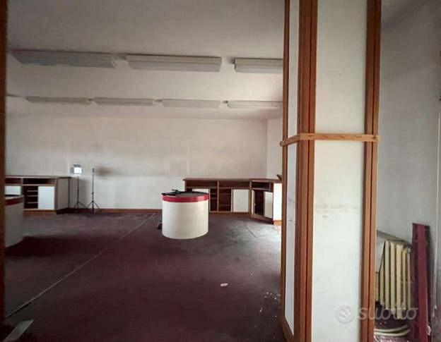 Immobile in asta di 123 m² con 1 locale a Casale C - Altro