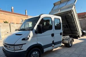 Iveco Daily doppia cabina ribaltabile