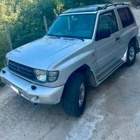 Mitsubishi Pajero Target SuperSelect 