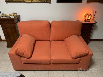 2 divani (2 e 3 posti)