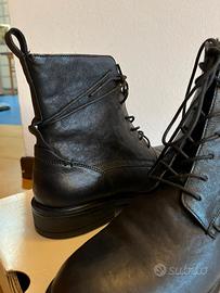 Geox stivaletti in pelle nera