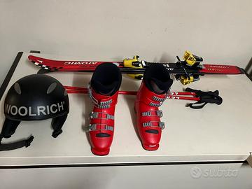Set completo sci Salomon e casco Woolrich