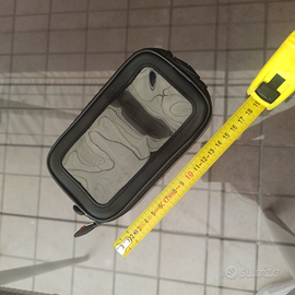 Porta cellulare con calamita per serbatoio moto