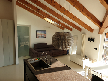 Mini Povo con garage e cantina