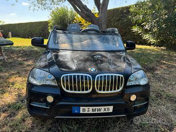 Macchina elettrica Bmw X5 con telecomando