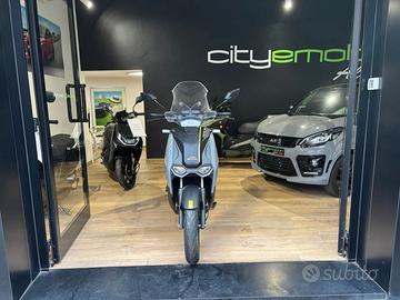 SuperSoco CPX doppia batteria