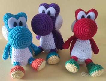 Amigurumi Yoshi personalizzato 10cm - Un pezzo