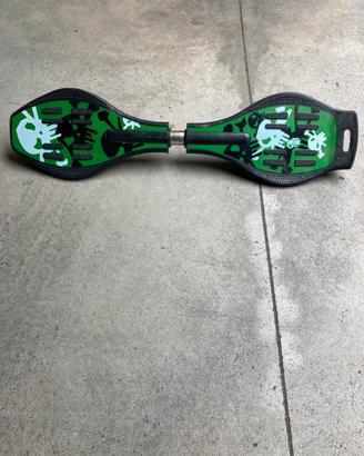 Skateboard Waveboard