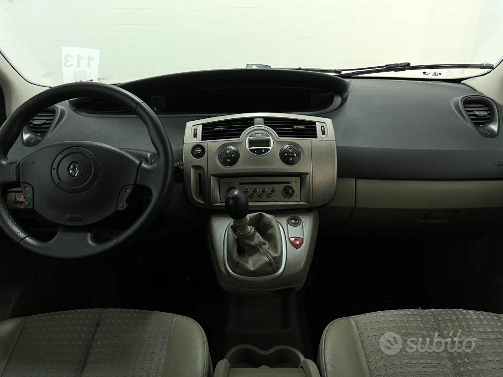 Subito - Di Francesco Auto - RENAULT Scenic 1.9 dCi Luxe Privilège 120cv -  Auto In vendita a Pescara