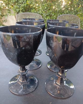 Bicchieri vetro nero