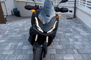 HONDA ADV 350