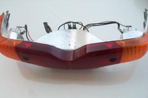 FANALE POSTERIORE STOP COMPLETO DI FRECCE GILERA R