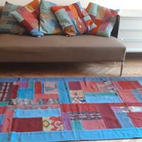 Tappeto e 5 cuscini patchwork antichi Cretesi