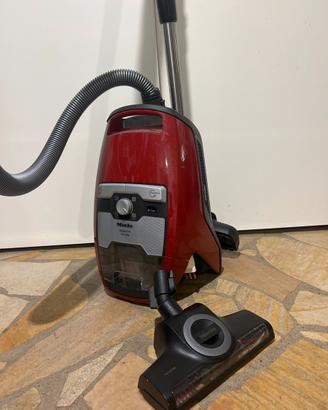 Aspirapolvere MIELE blizzard CX1 cat & dog