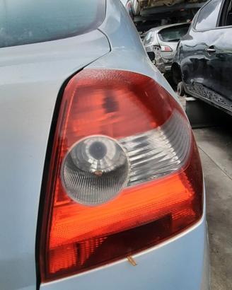 RENAULT MEGANE 2005 - STOP POSTERIORE DESTRO
