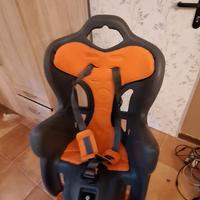 seggiolino posteriore  bicicletta 