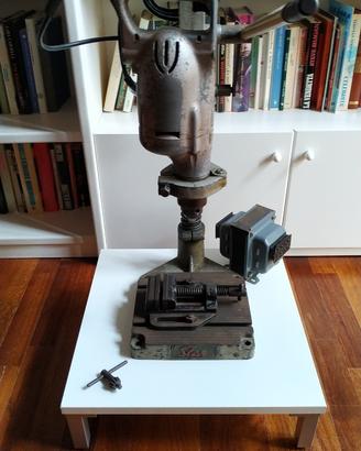 STAR Trapano a colonna professionale vintage