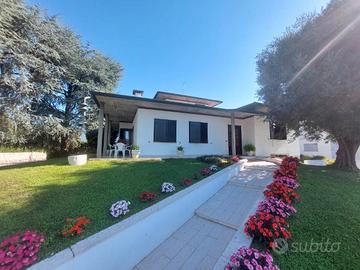 Villa singola Bassano del Grappa 5 minuti a piedi