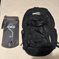 ZAINO EVOC STAGE 18L + SACCA IDRICA EVOC