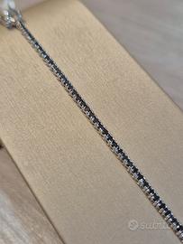 Bracciale tennis in oro bianco e diamanti neri