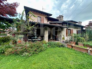 Villa bifamiliare Brescia [V228LVRG]