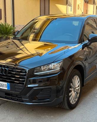 Audi Q2 35 TDI S tronic Business 2.0 150 cv quattr