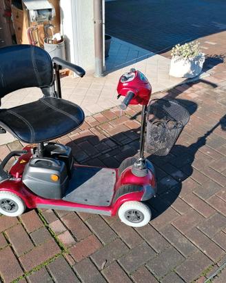 Carrozzina elettrica per disabili
