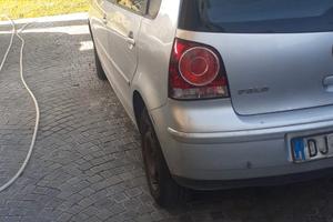 Volkswagen Polo 1.4 td anno