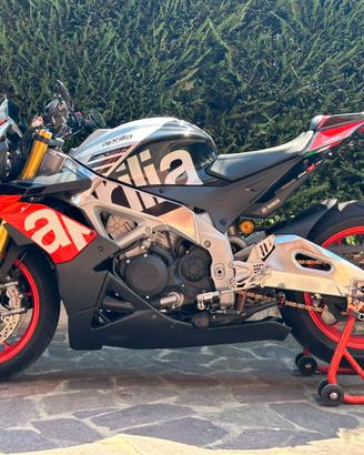 Aprilia Tuono V4 1100 Factory - 2018 - km 34.764